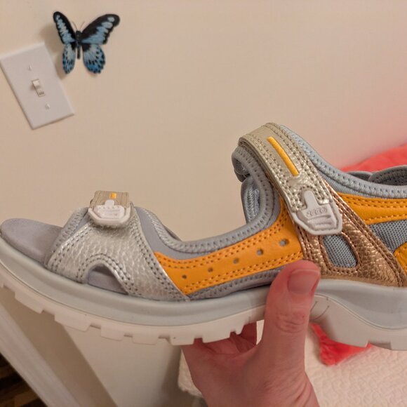 Ecco - Picture 5 of 7